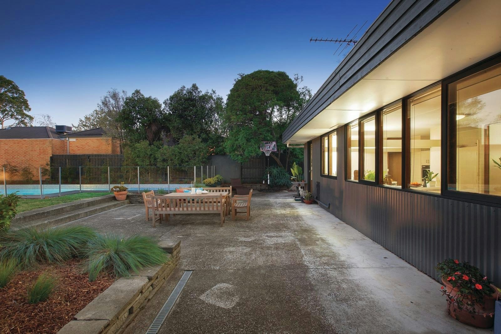 7 Streeton Court, Mont Albert, VIC