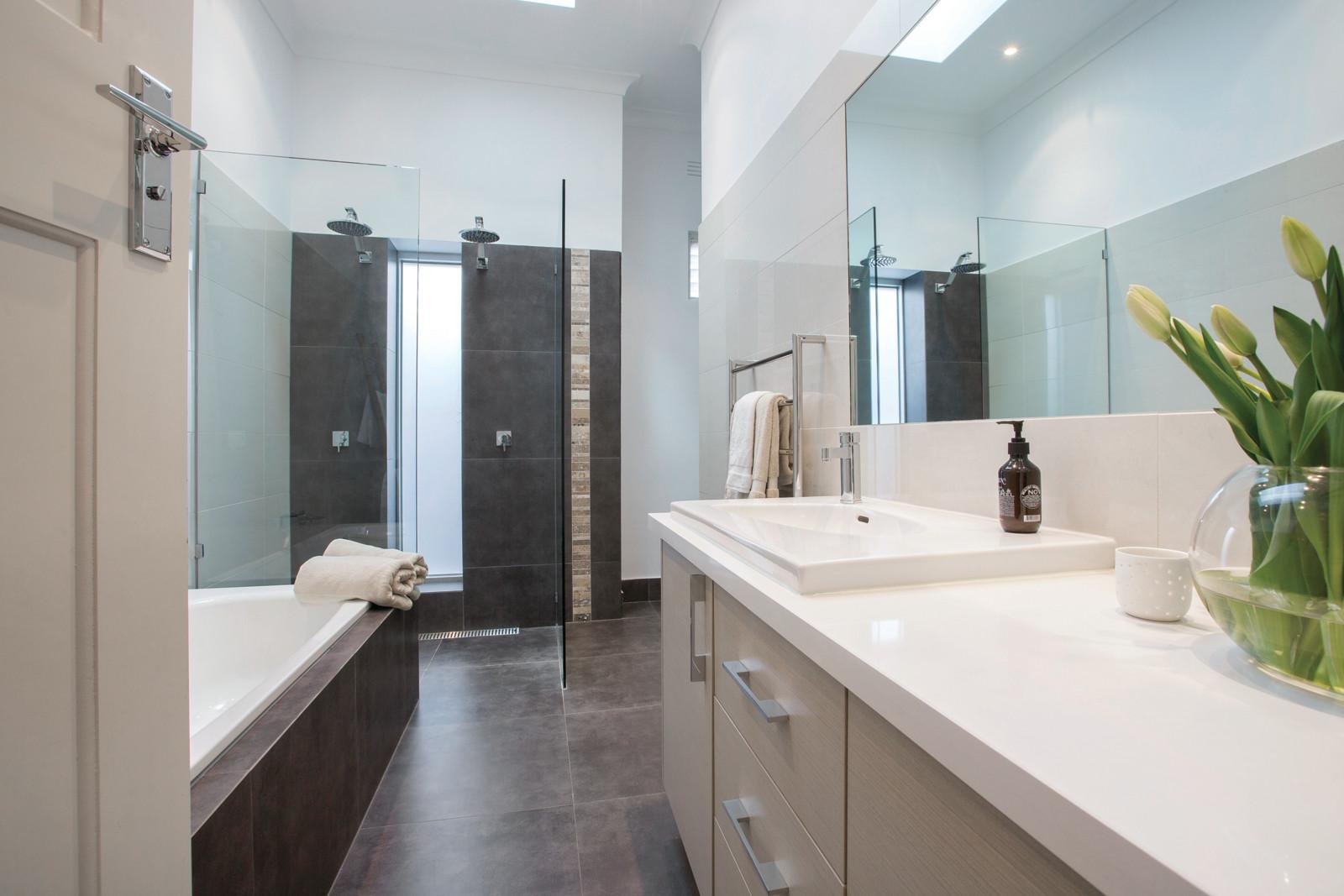 1 Glentilt Road, Glen Iris - Thumbnail 8