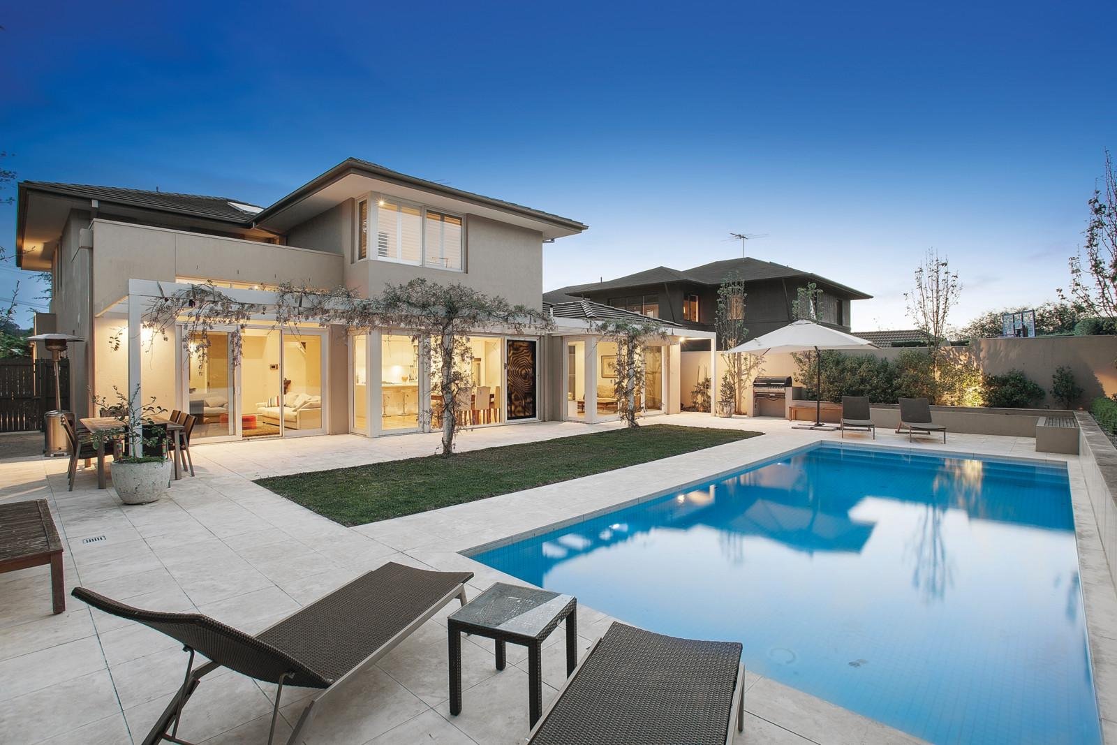 37 Ferndale Road, Glen Iris - Thumbnail 2