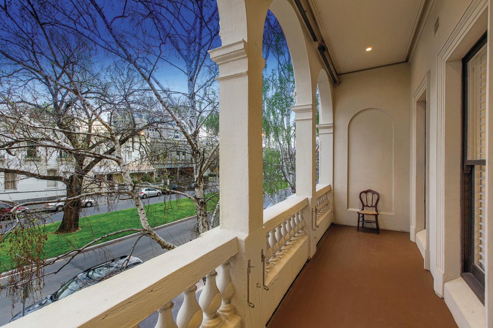 84 Powlett Street, East Melbourne - Thumbnail 8