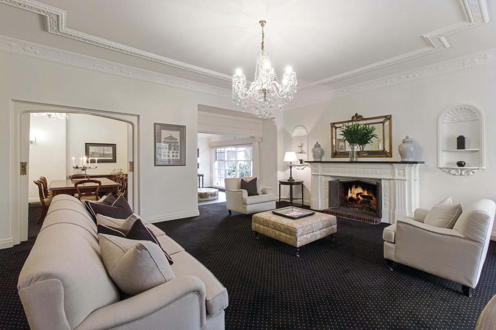 217 Kooyong Road, Toorak - Thumbnail 2