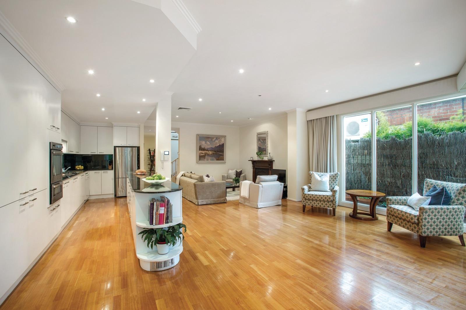 30 Ross Street, Toorak - Thumbnail 3