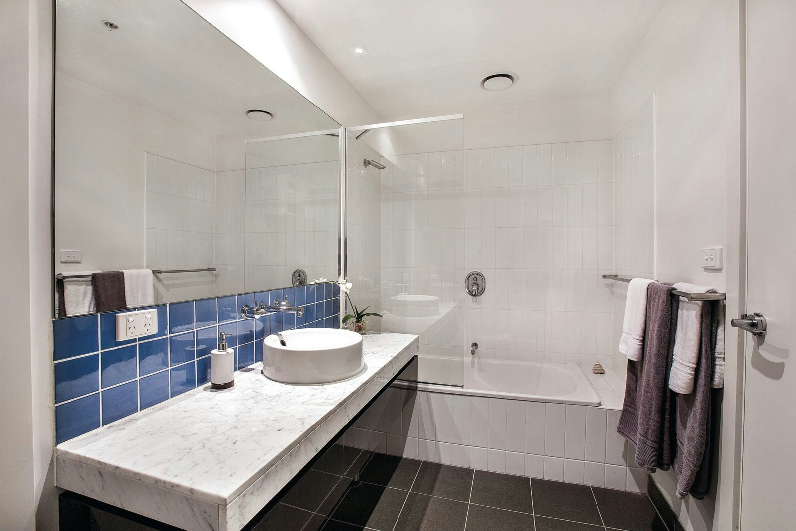 501/55 Bay Street, Port Melbourne, VIC