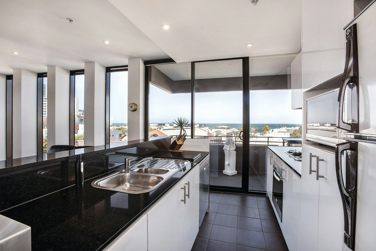 501/55 Bay Street, Port Melbourne, VIC