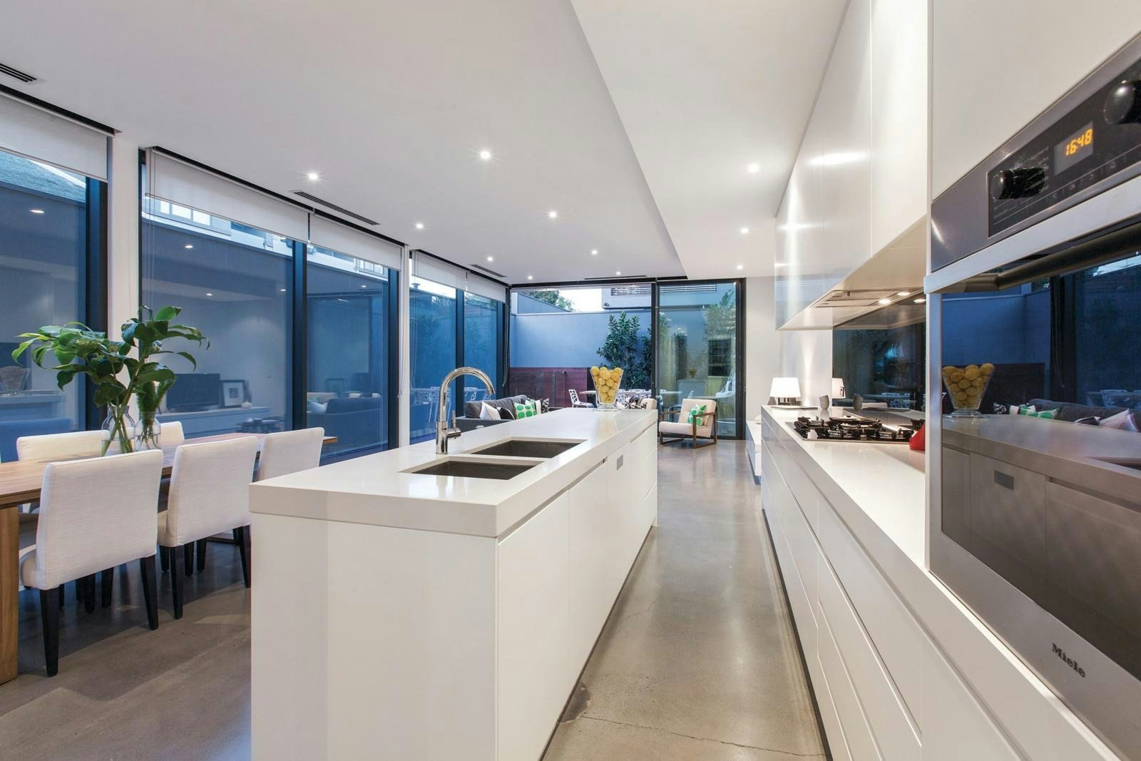 16A Chomley Street, Prahran, VIC