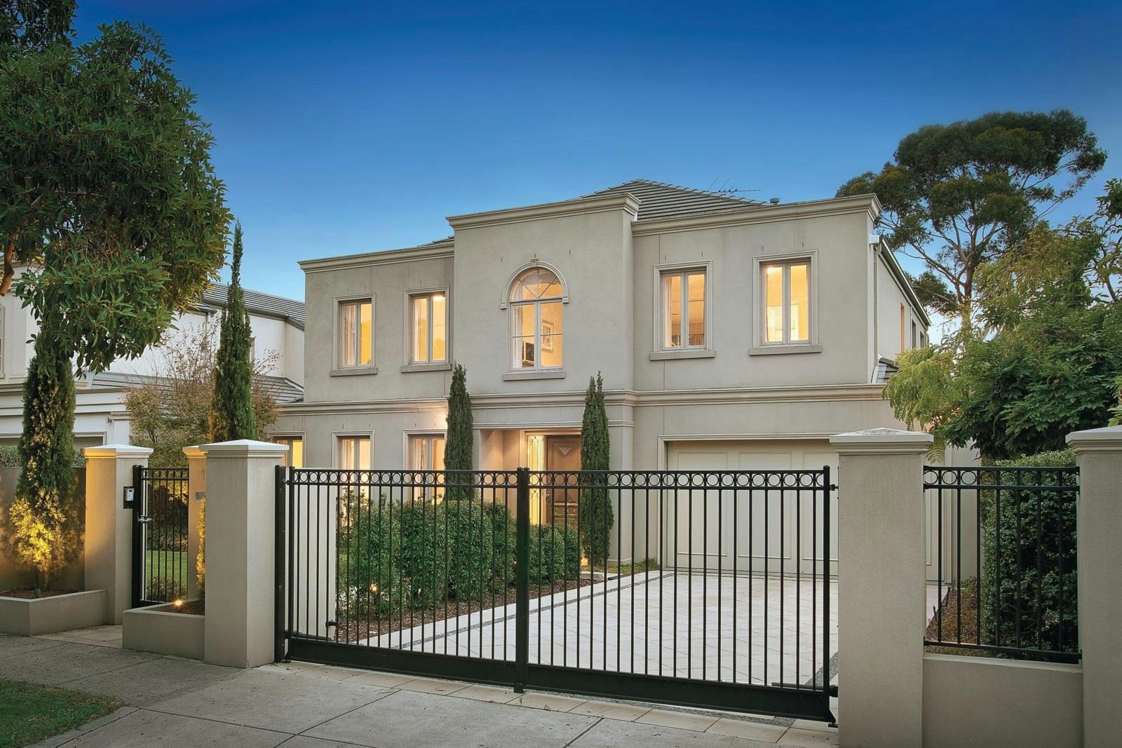 15 Wallace Grove, Brighton, VIC