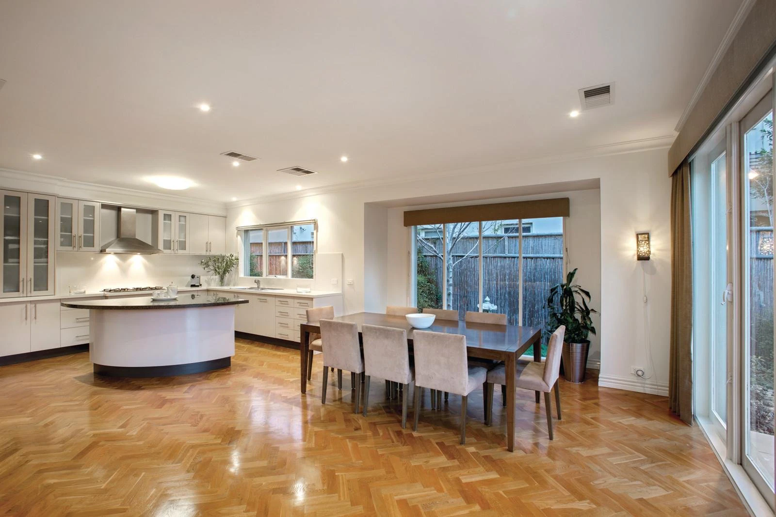 15 Wallace Grove, Brighton, VIC