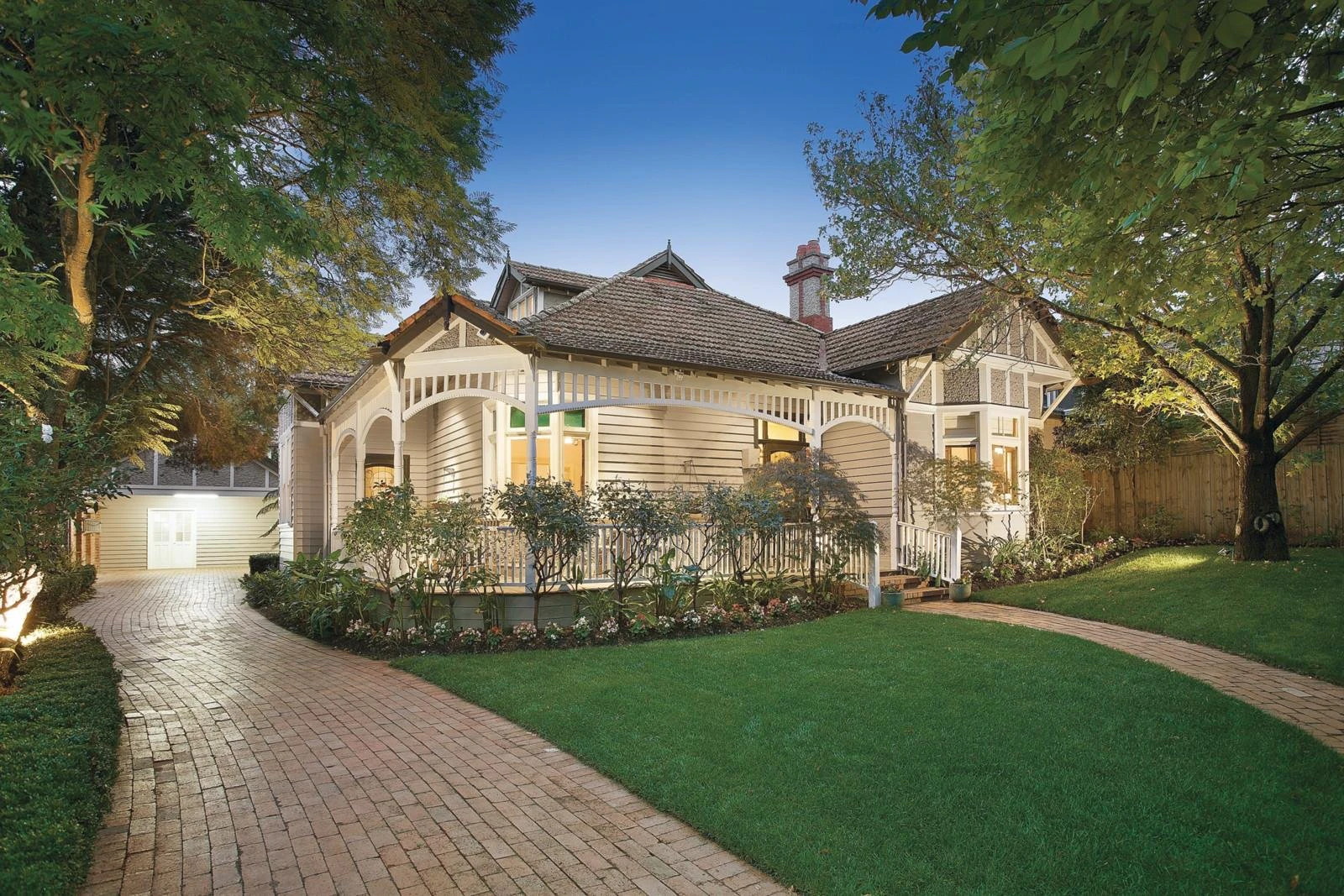 23 Chatham Road, Canterbury, VIC