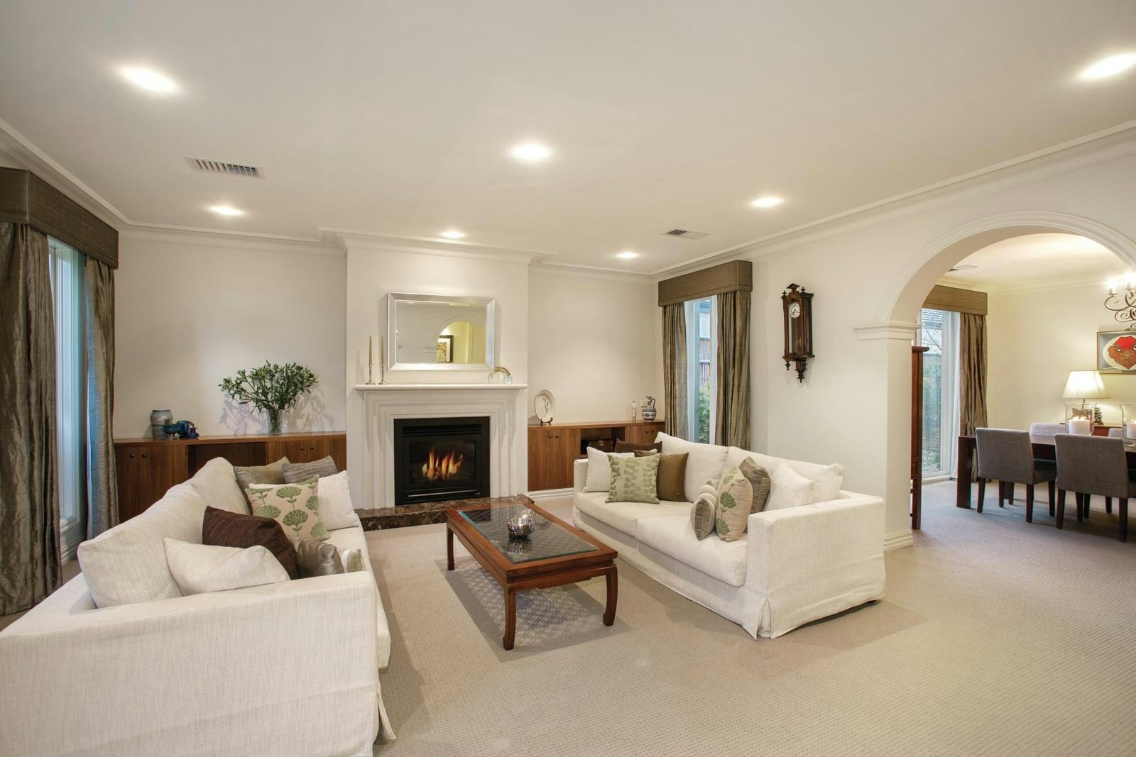 15 Wallace Grove, Brighton, VIC