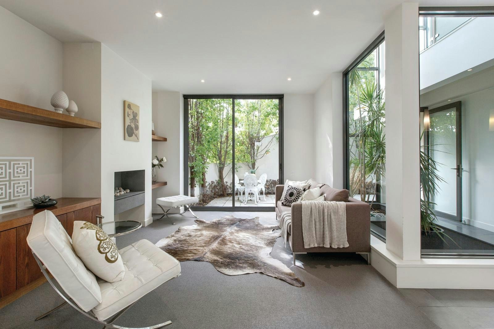 2/5 Bruce Street, Toorak, VIC