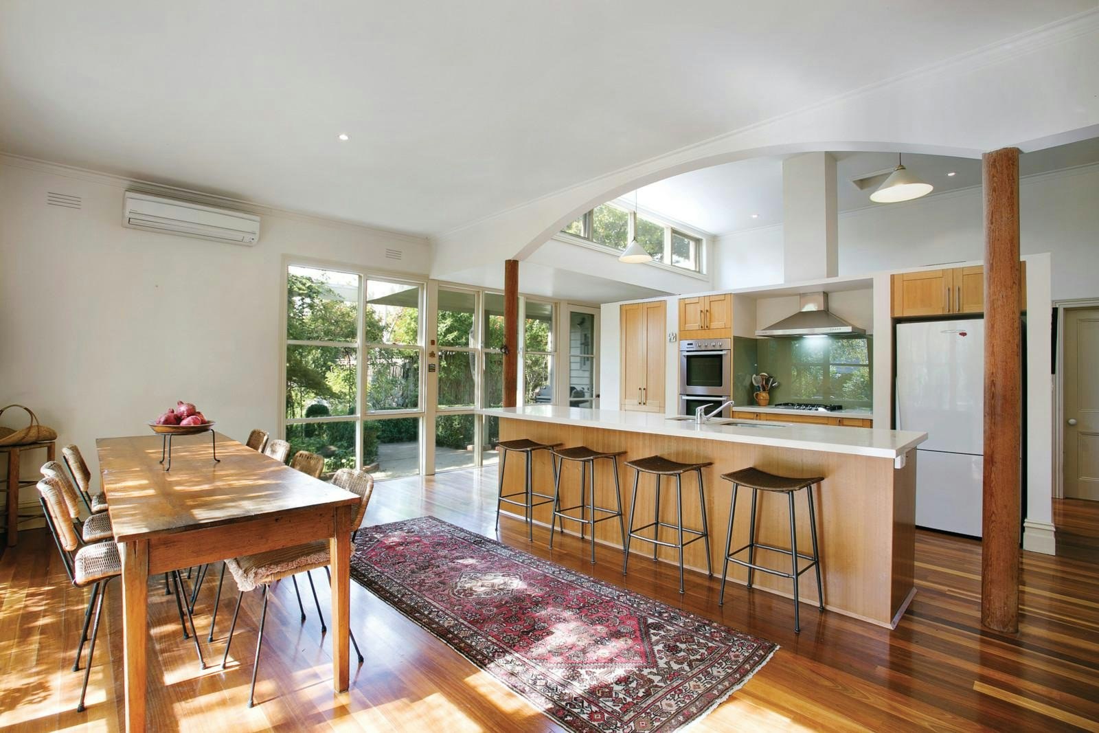 37 Essex Road, Surrey Hills, VIC