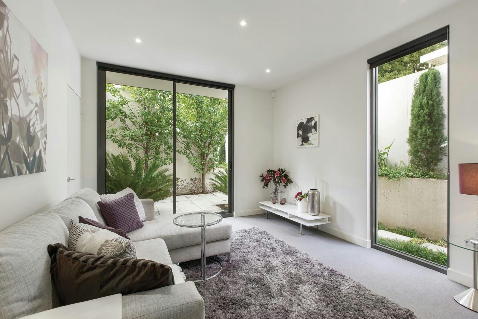 2/5 Bruce Street, Toorak, VIC