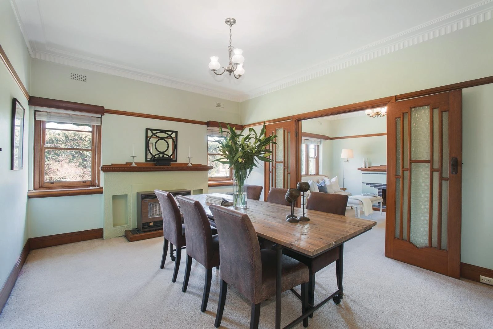 23 Cairnes Crescent, Malvern East, VIC