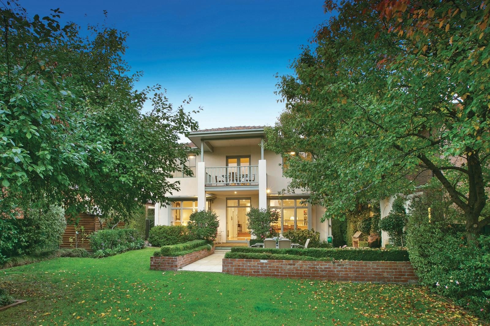 11 Ferndale Road, Glen Iris, VIC