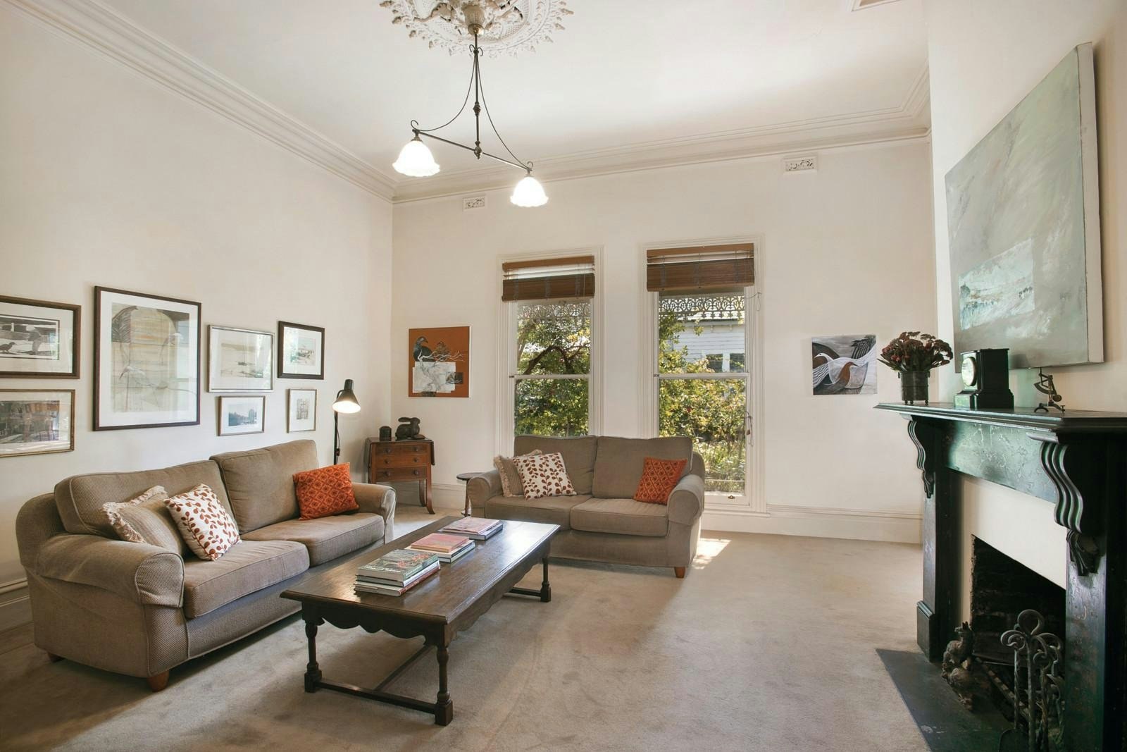 37 Essex Road, Surrey Hills, VIC