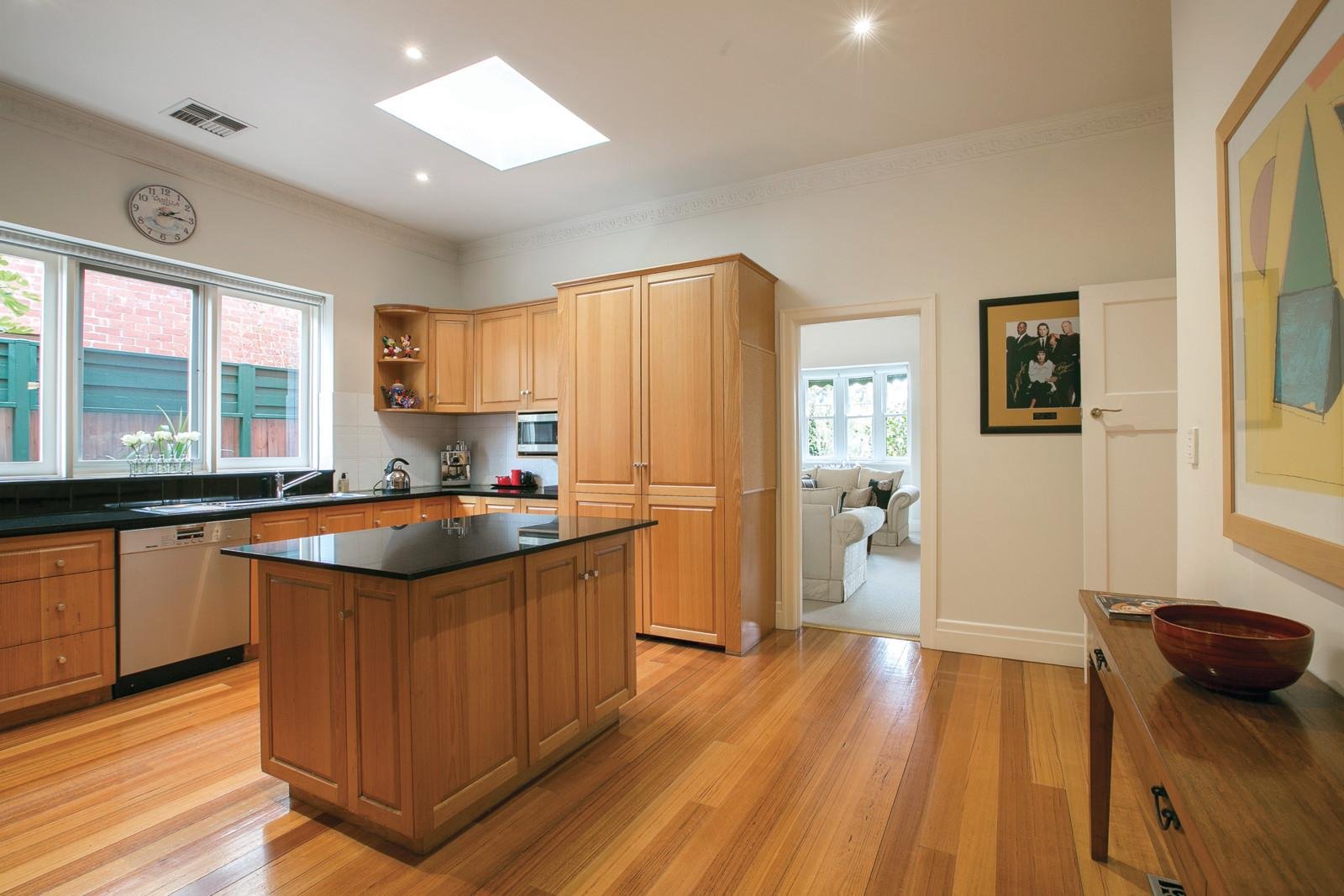 164 Burke Road, Glen Iris - Thumbnail 7