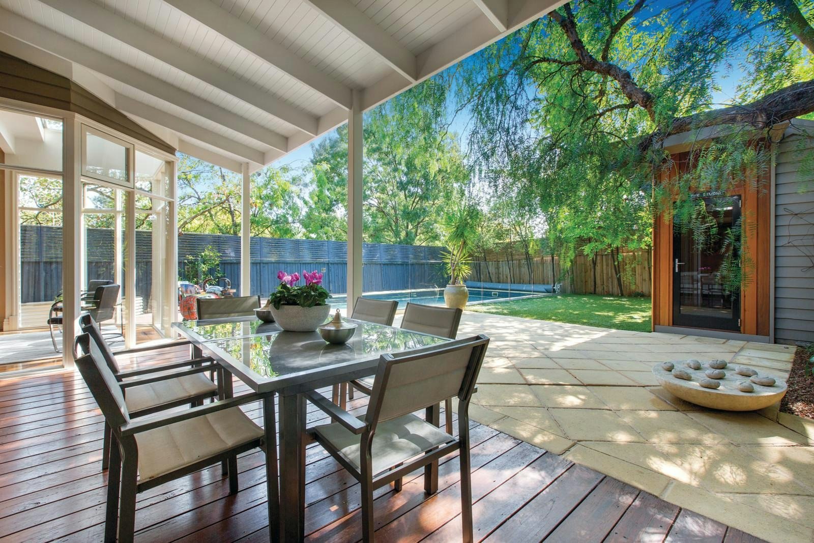 123 Prospect Hill Road, Canterbury, VIC