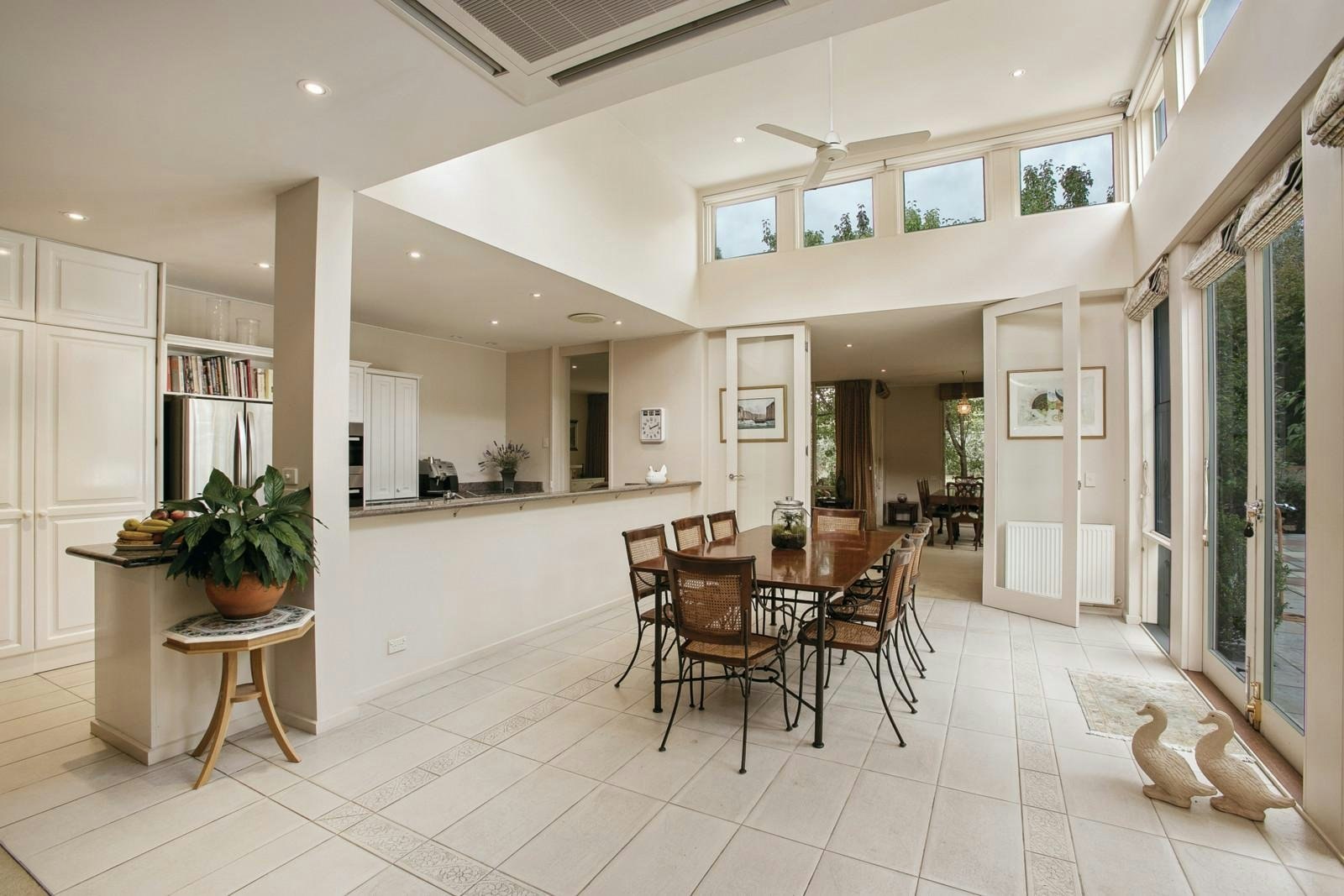 13-15 Yeovil Road, Glen Iris, VIC