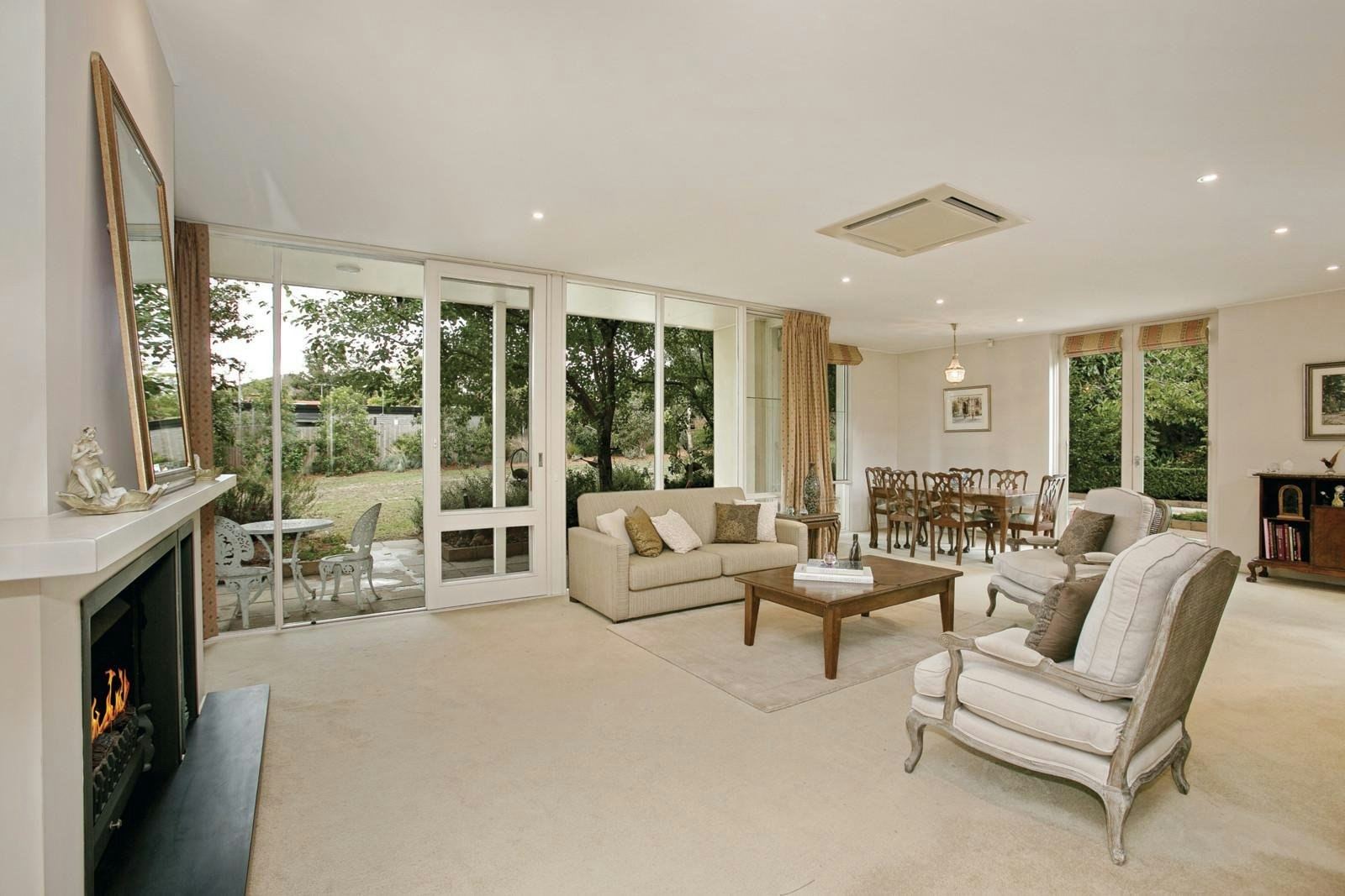 15 Yeovil Road, Glen Iris, VIC