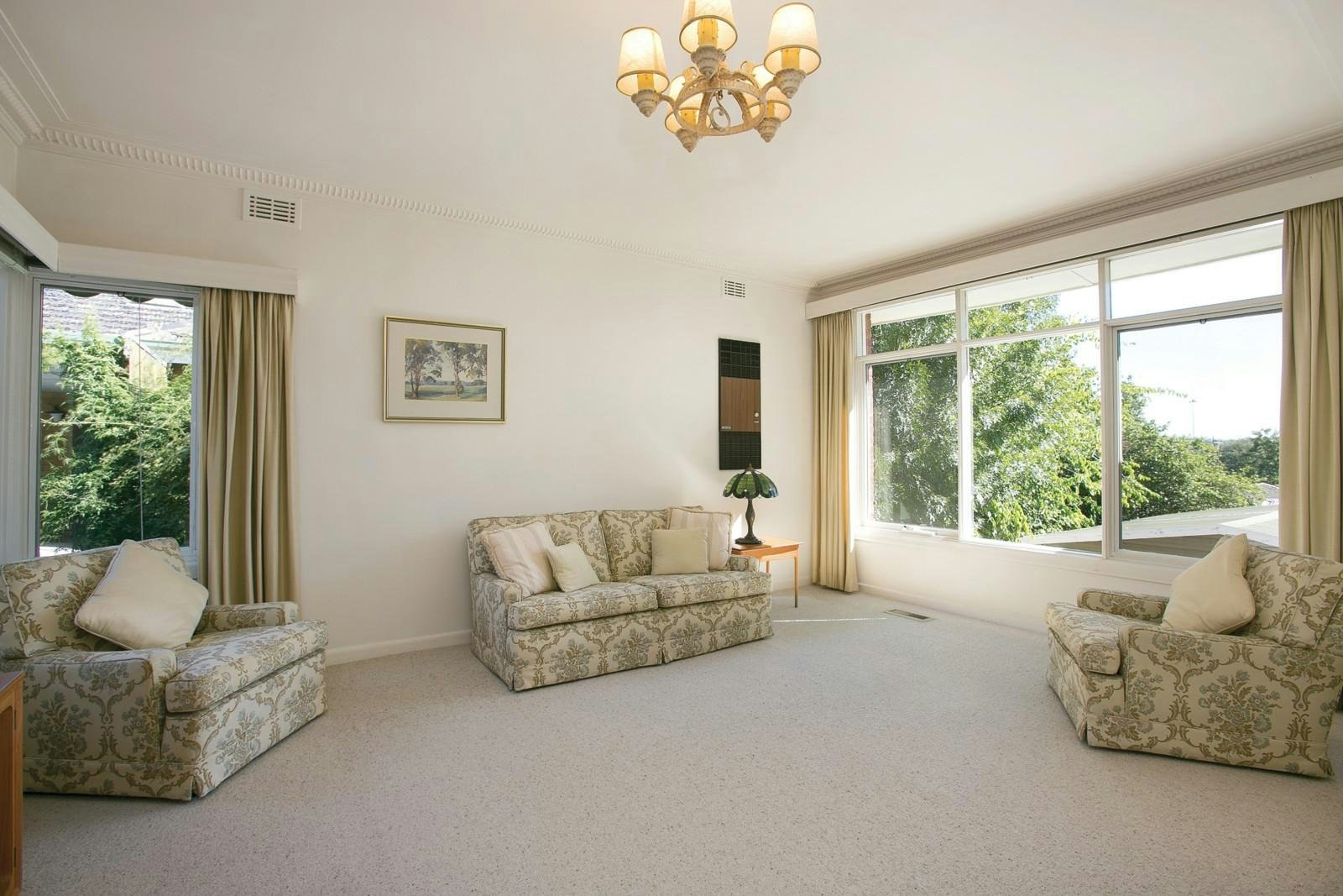 8 Coleman Avenue, Kew East, VIC