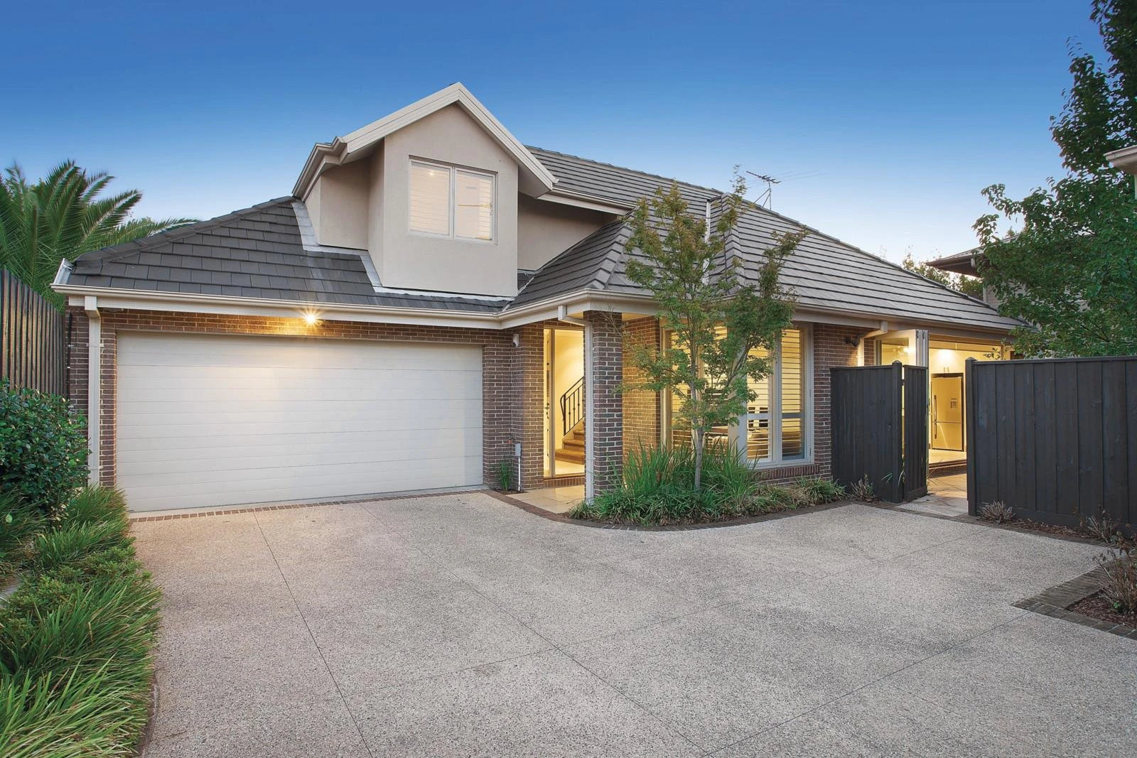 2/8 Clyde Street, Glen Iris, VIC