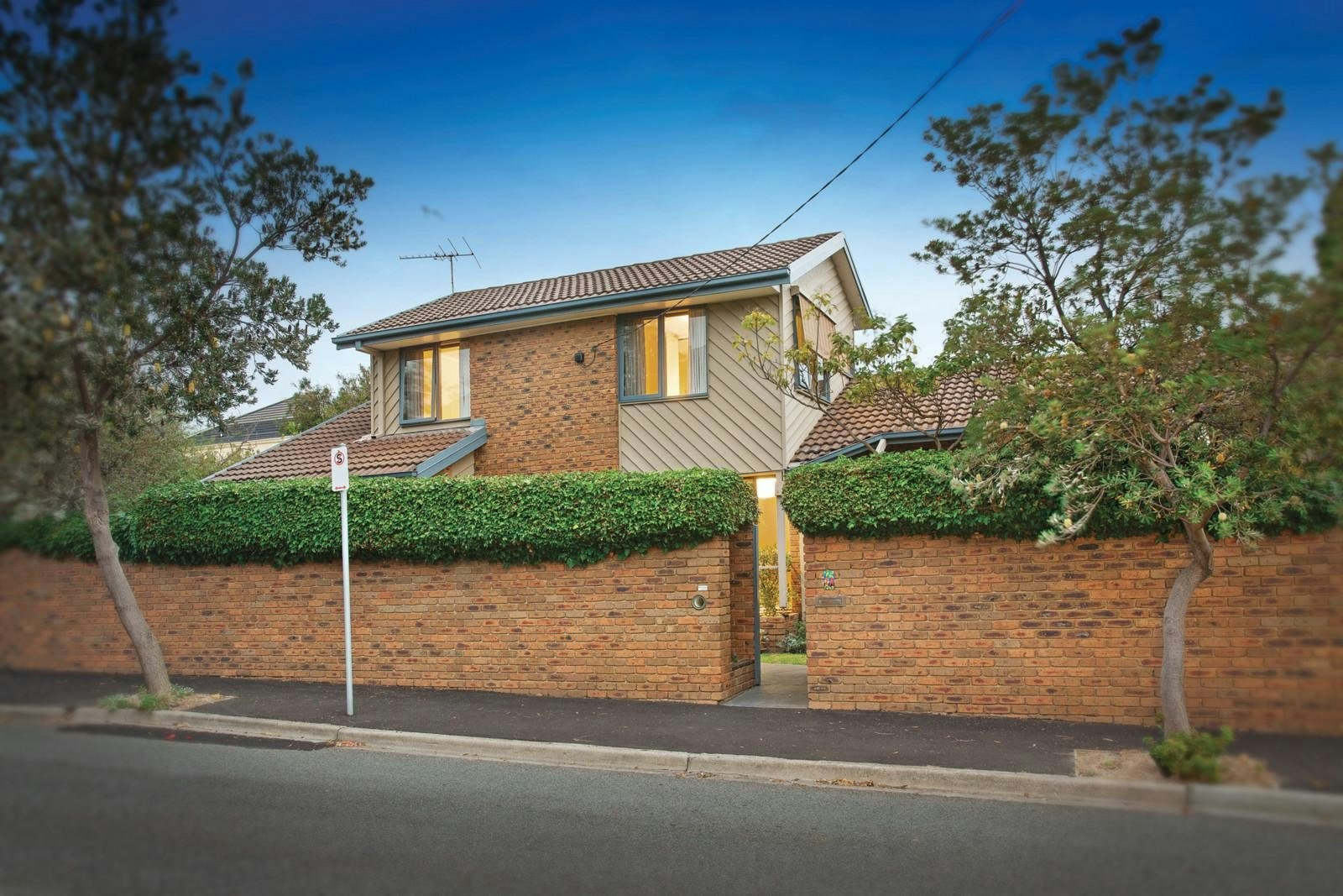 2A Gould Street, Brighton, VIC