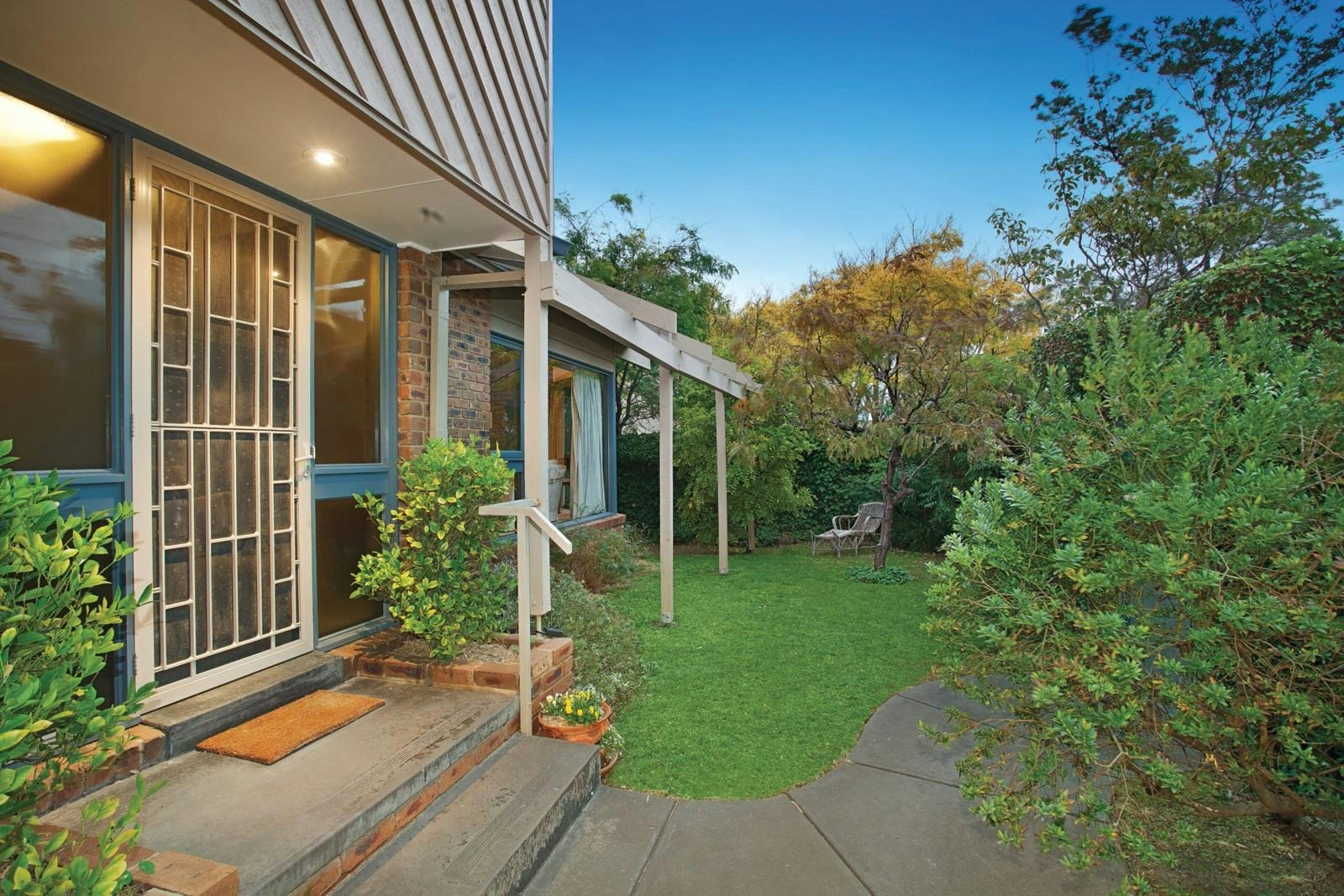 2A Gould Street, Brighton, VIC