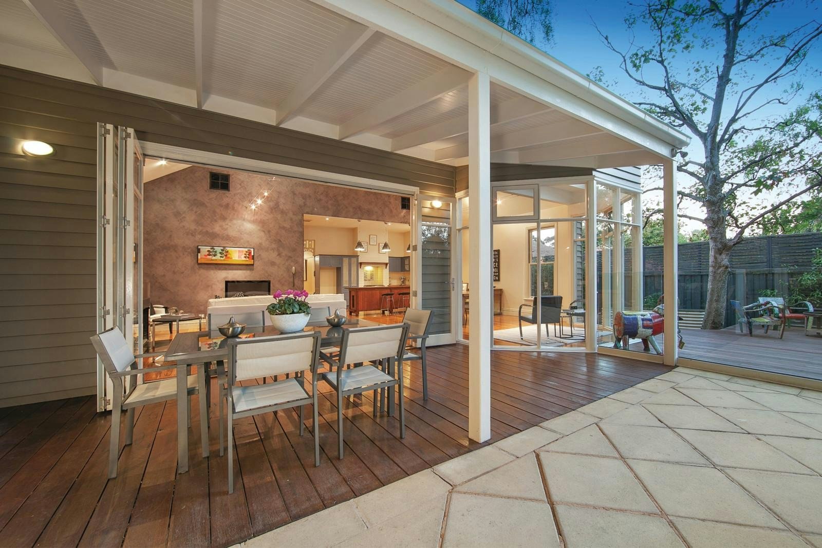 123 Prospect Hill Road, Canterbury, VIC