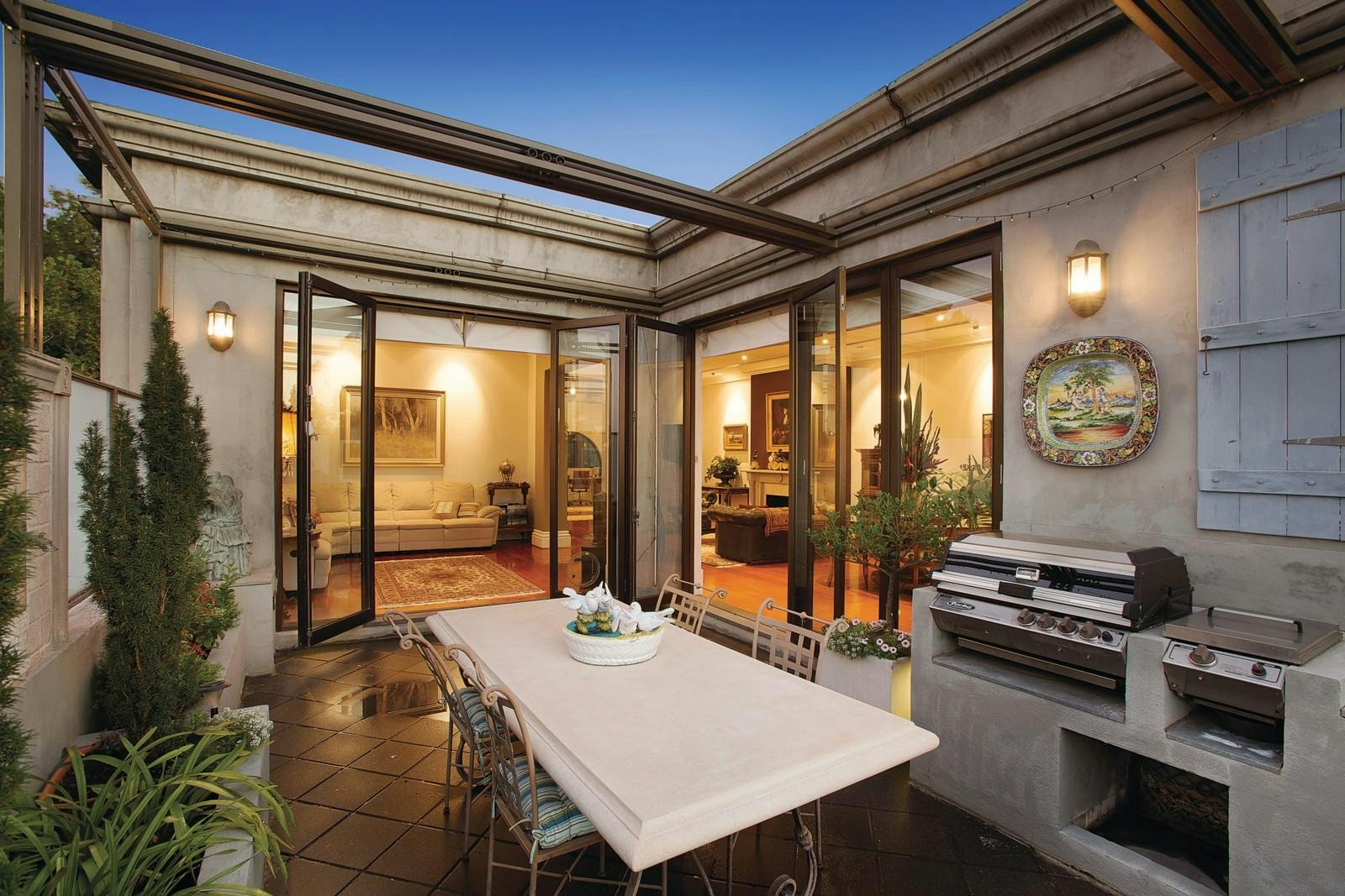 7B Woorigoleen Road, Toorak, VIC