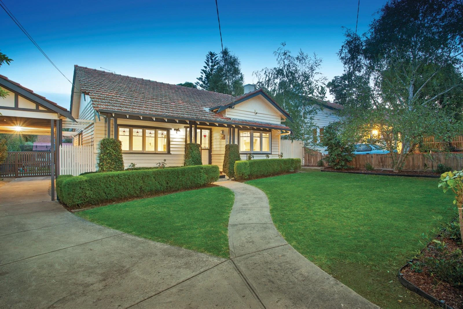 22 Summerhill Avenue, Malvern East, VIC