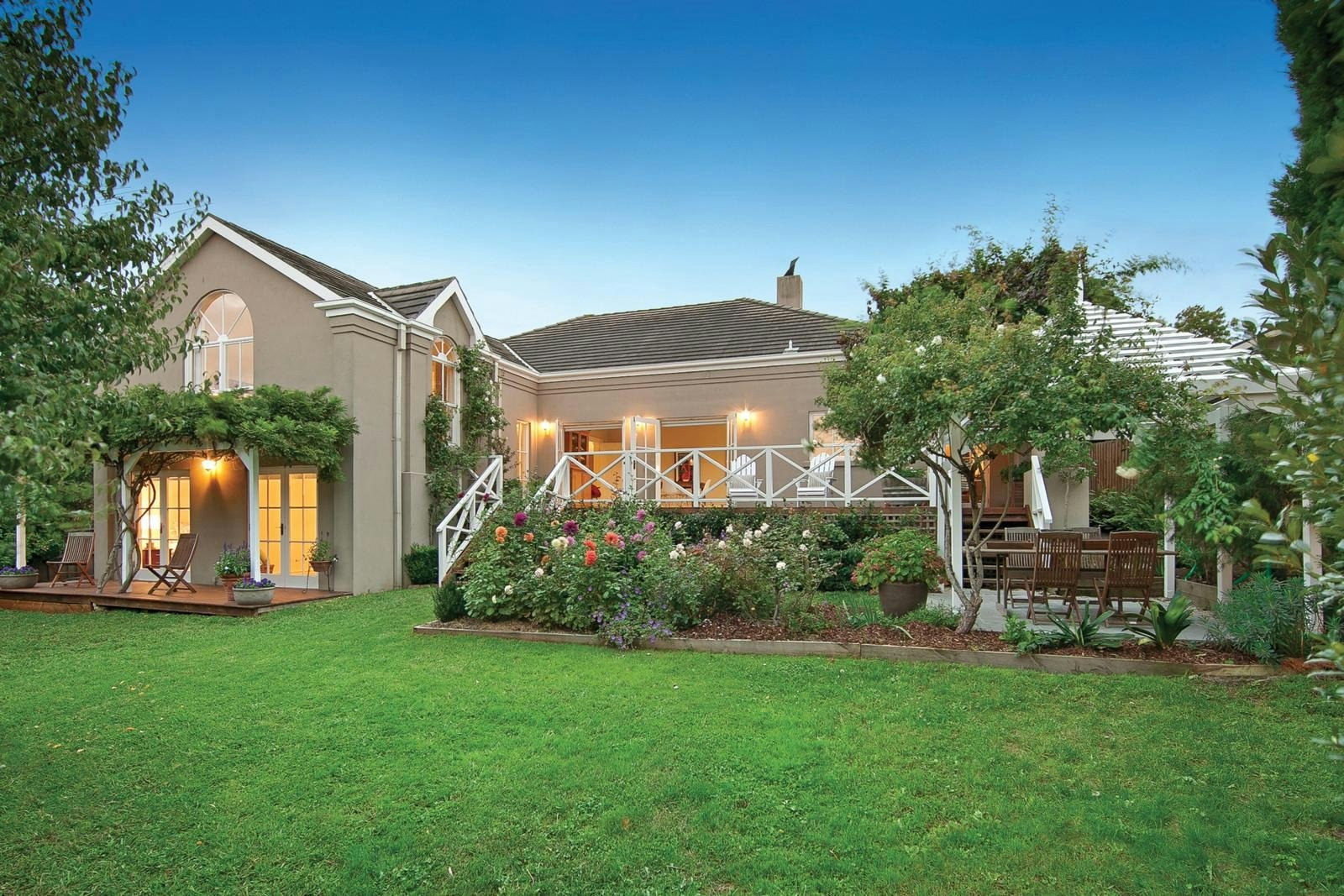 9 Relowe Crescent, Balwyn, VIC