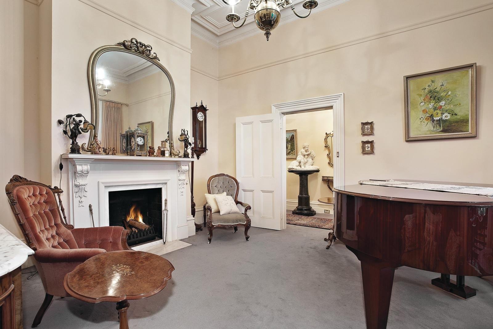 17 Brookville Road, Toorak - Thumbnail 5