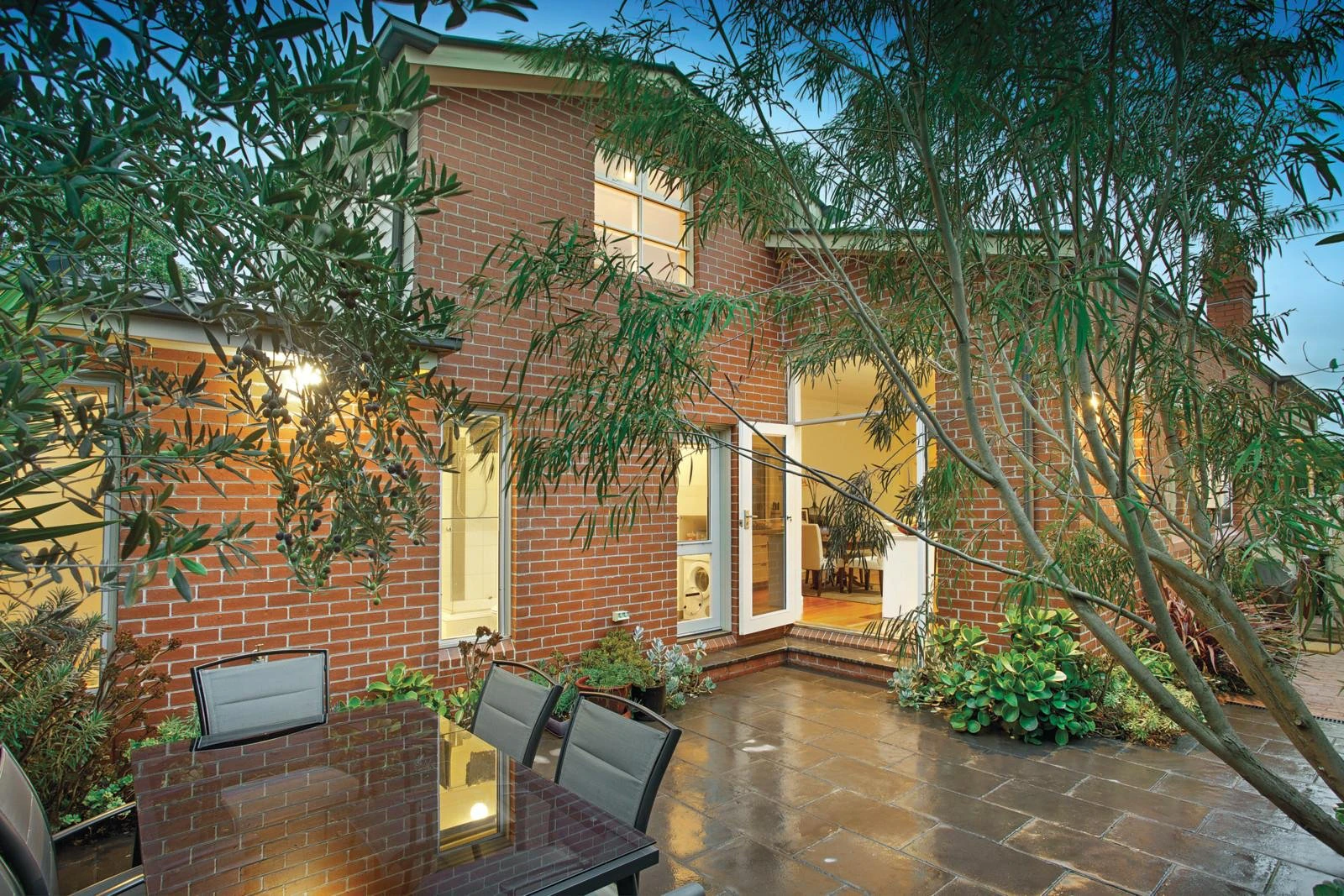 24 Deakin Street, Malvern East, VIC