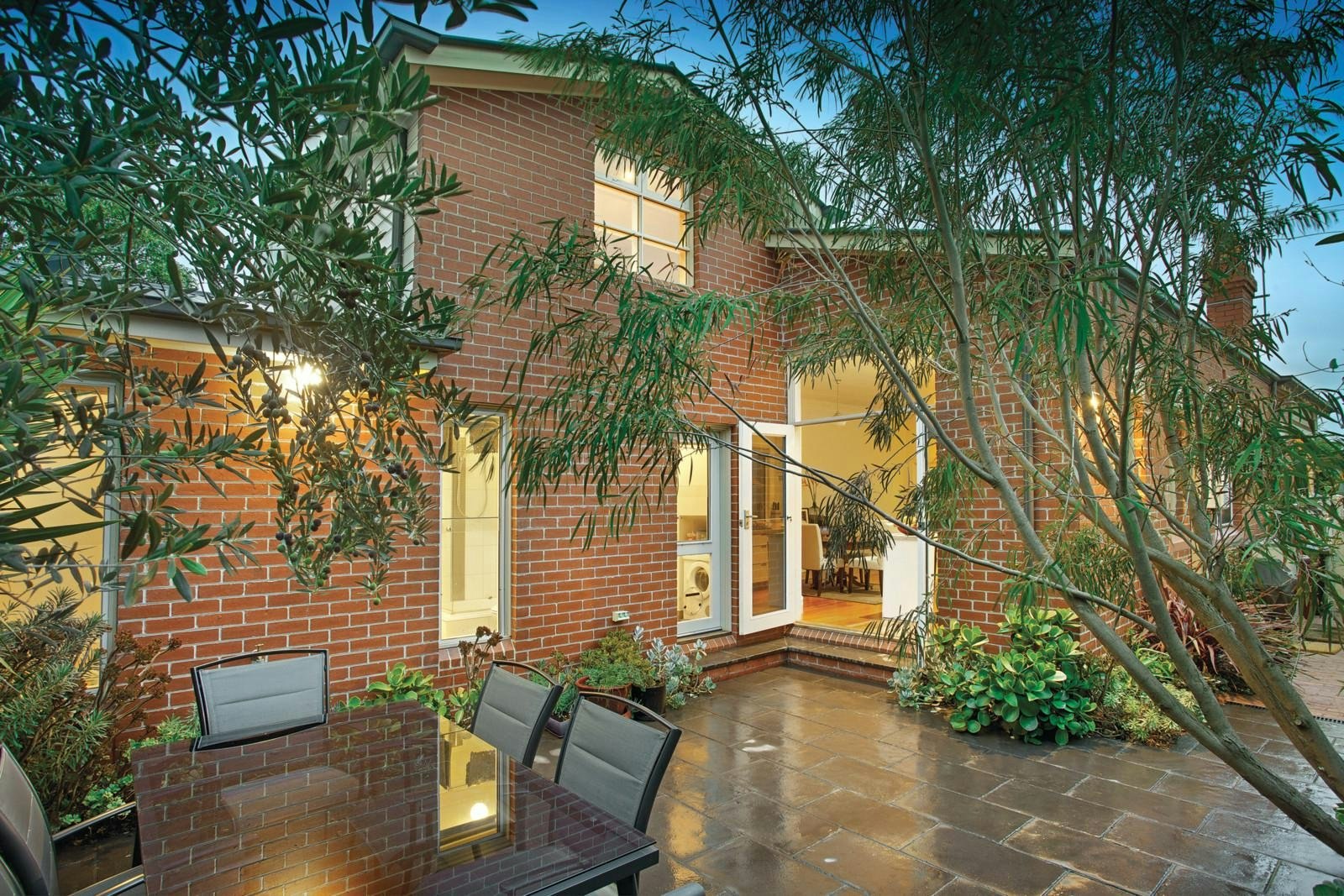 24 Deakin Street, Malvern East, VIC