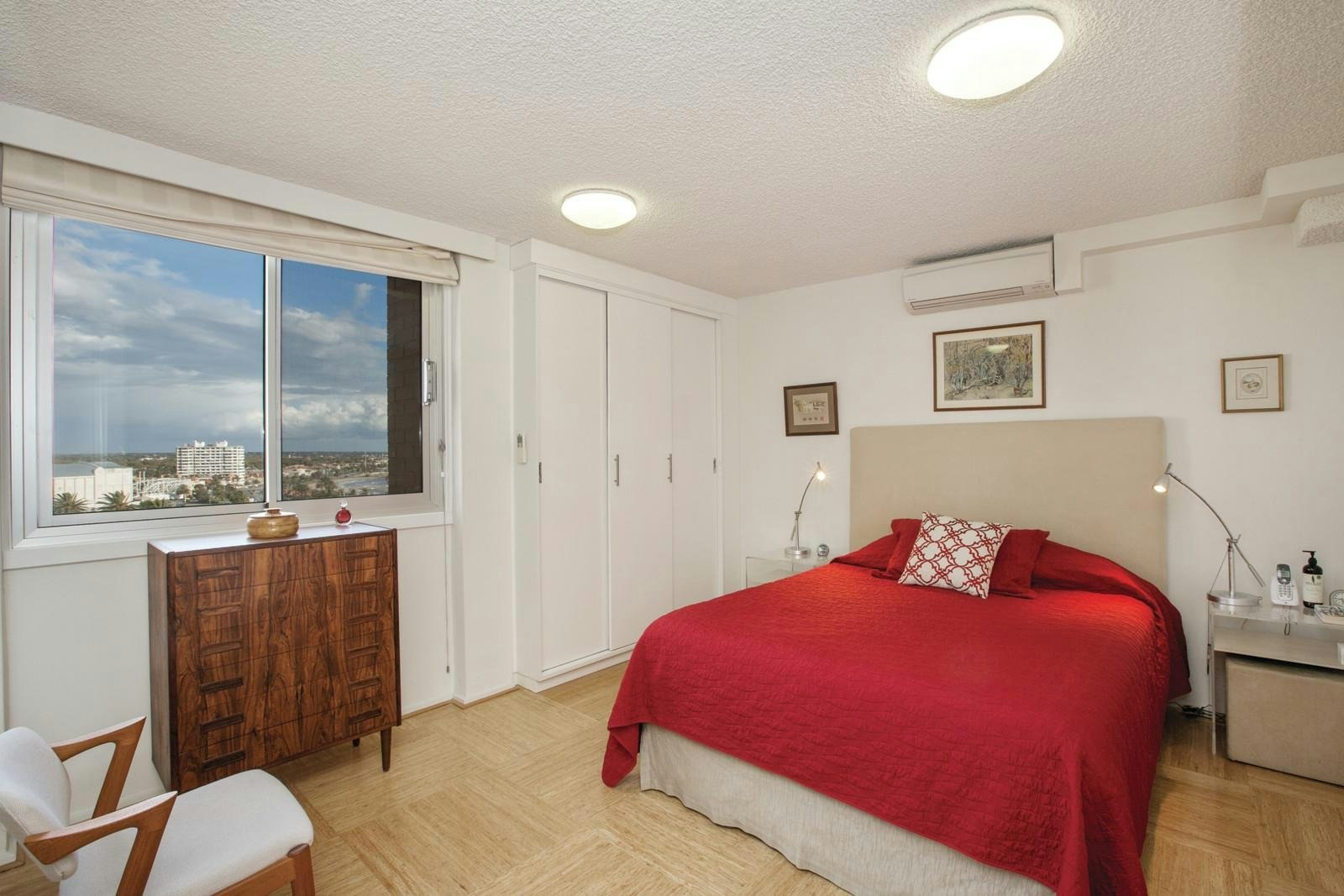 83/13 The Esplanade, St Kilda, VIC