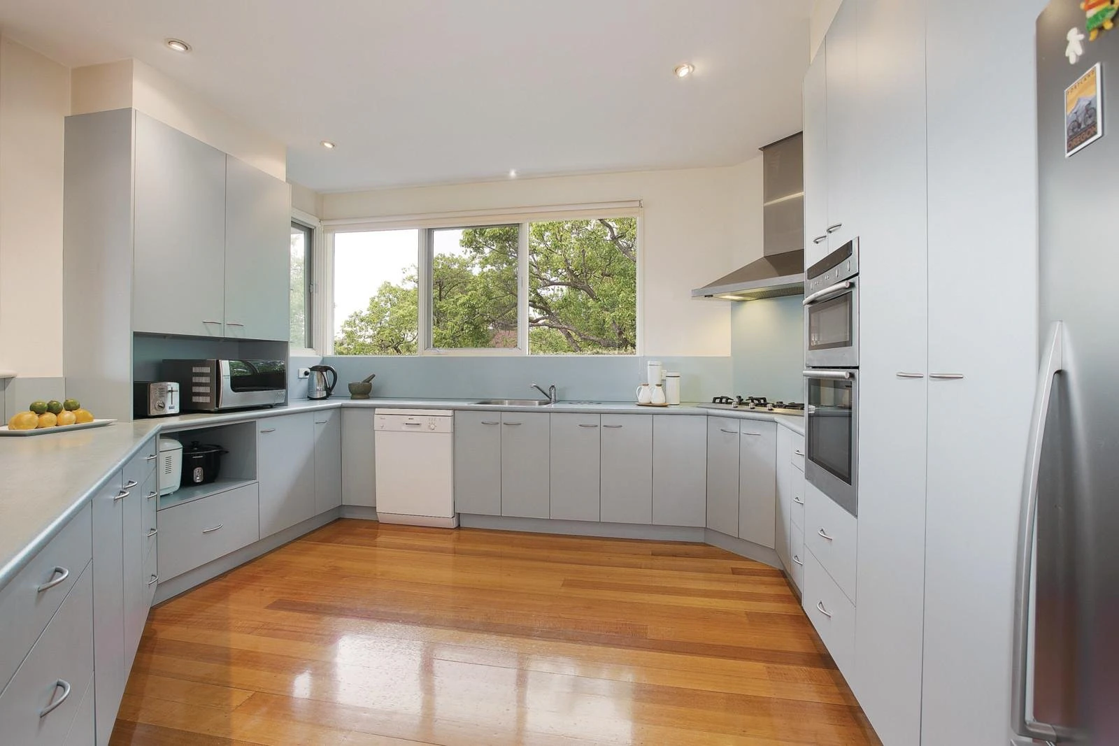 1 Parkdale Avenue, Balwyn, VIC