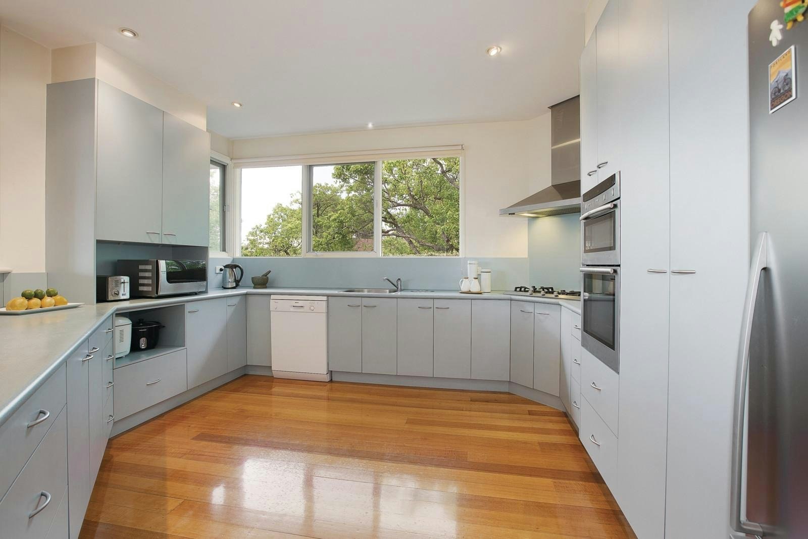 1 Parkdale Avenue, Balwyn, VIC