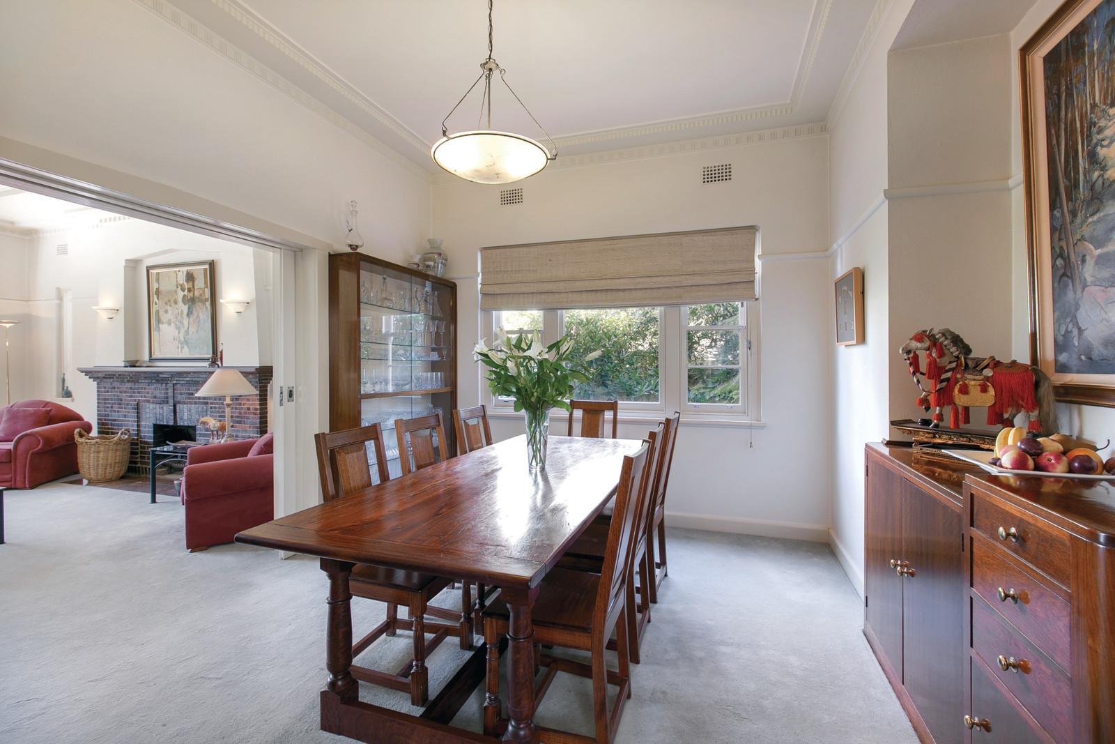 24 Goldthorns Avenue, Kew - Thumbnail 3