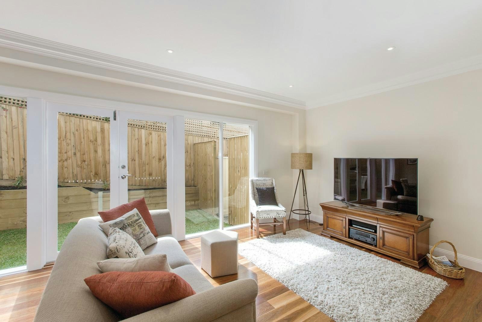 1/99 Rostrevor Parade, Mont Albert North, VIC