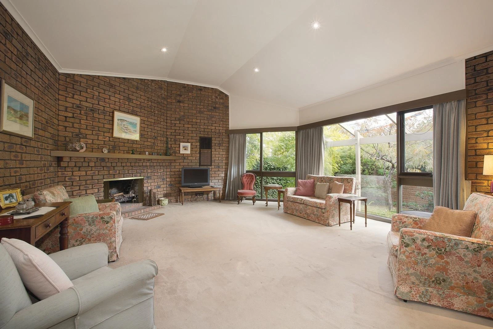 2A Gould Street, Brighton, VIC