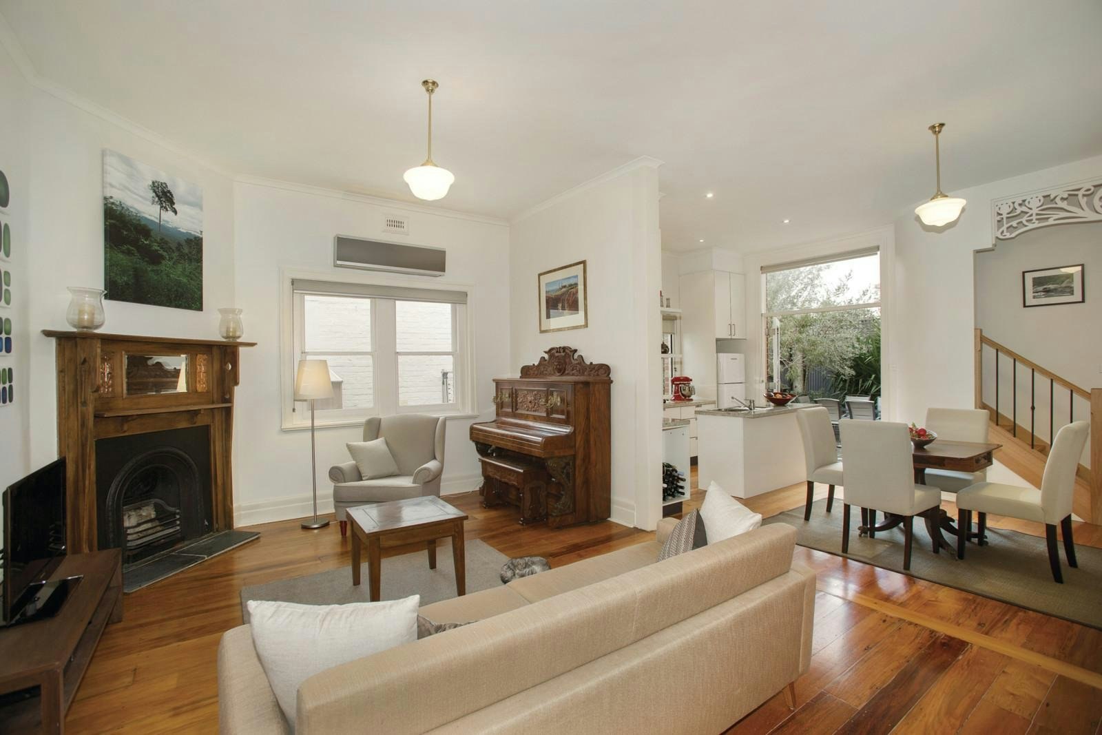 24 Deakin Street, Malvern East, VIC