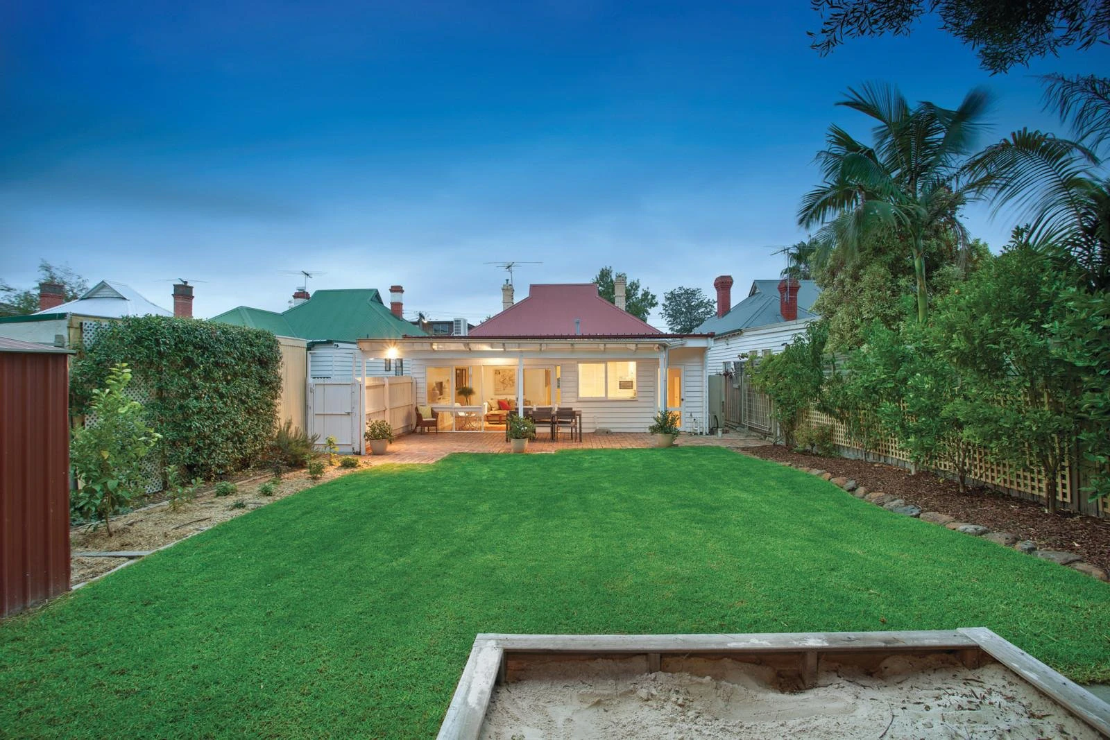 25 Johnstone Street, Malvern, VIC