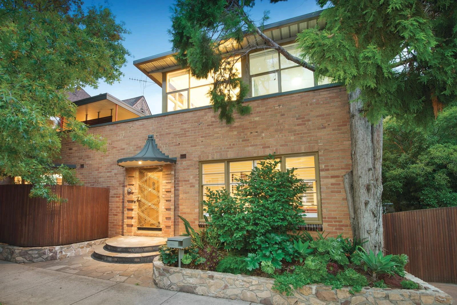1B Power Avenue, Toorak, VIC