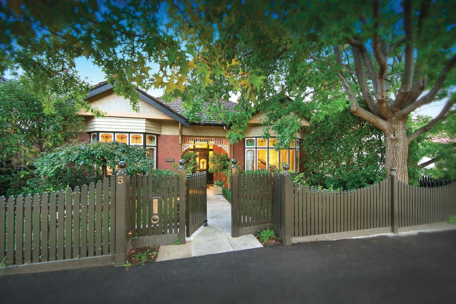 5 Cowper Street, Hawthorn East, VIC