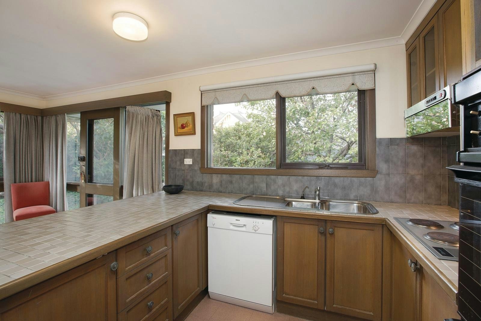 2A Gould Street, Brighton, VIC