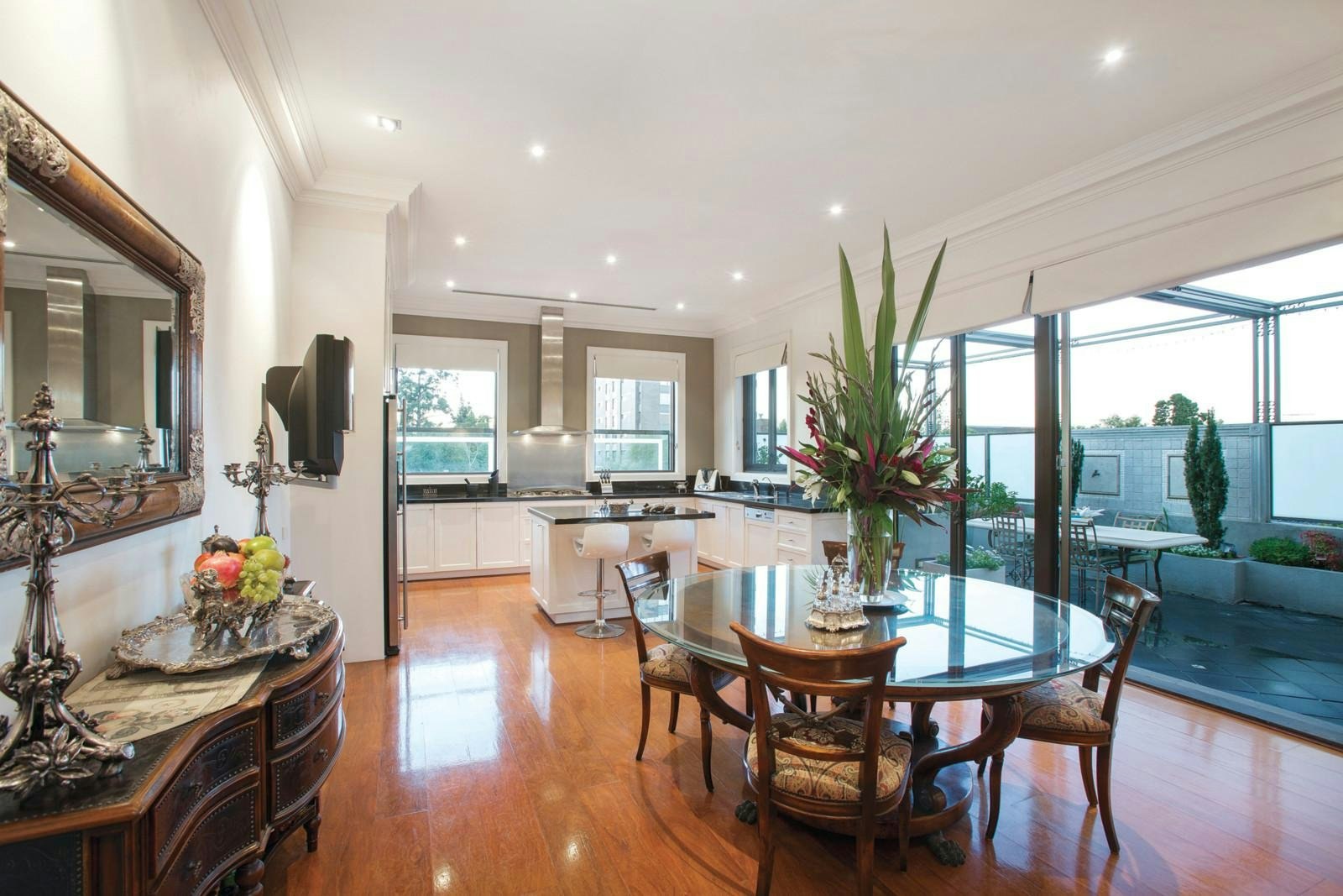 7B Woorigoleen Road, Toorak, VIC