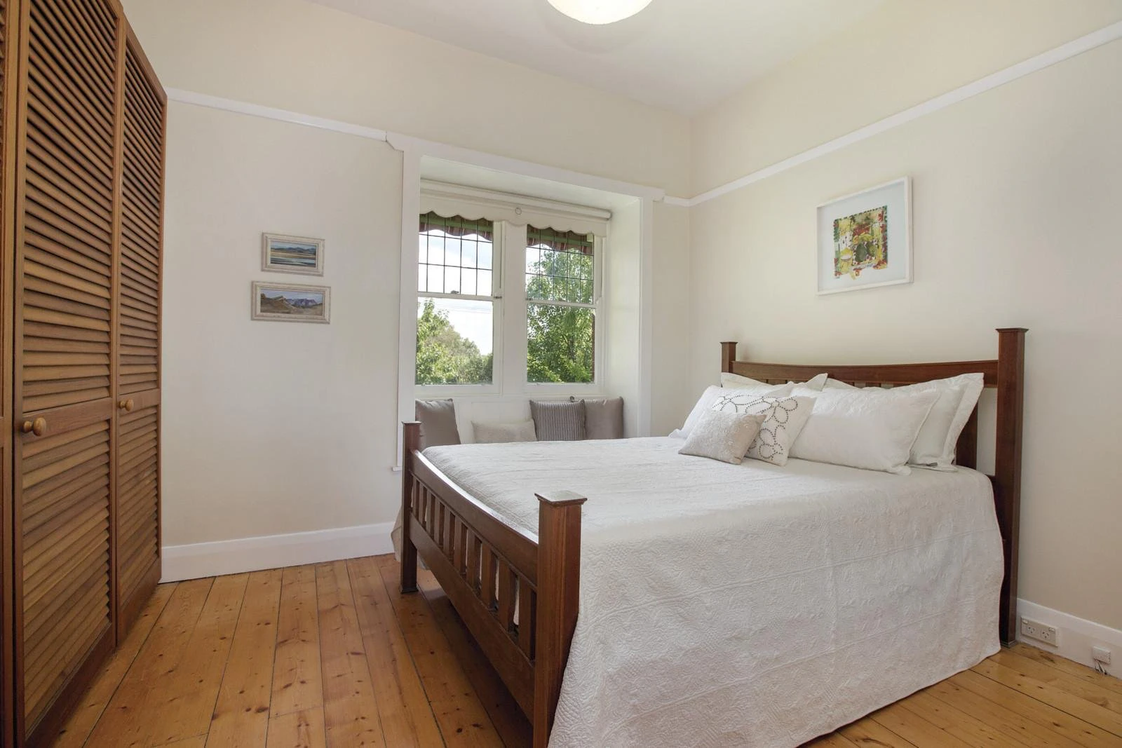 2A Dryden Street, Canterbury, VIC