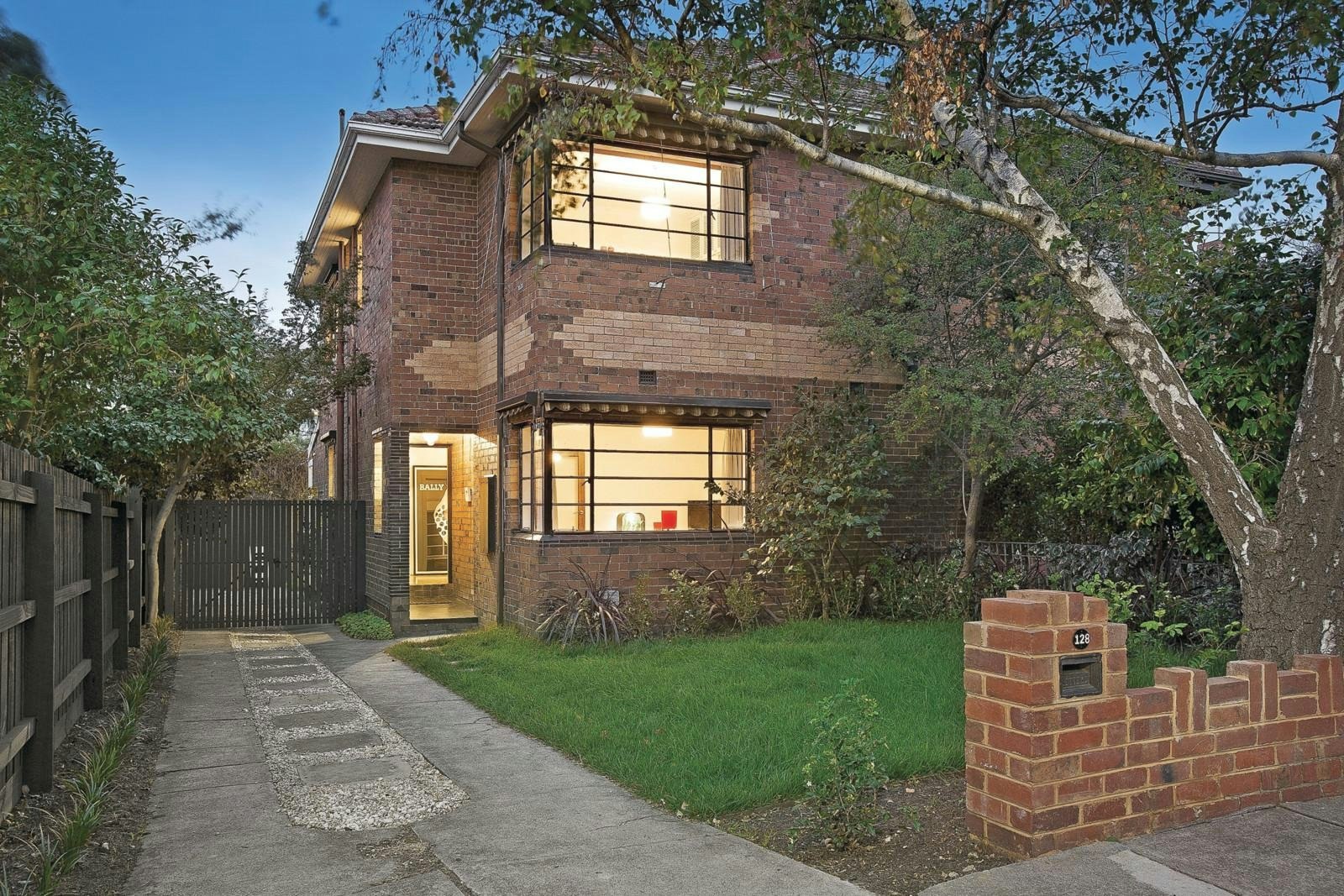 128 Elizabeth Street, Malvern, VIC