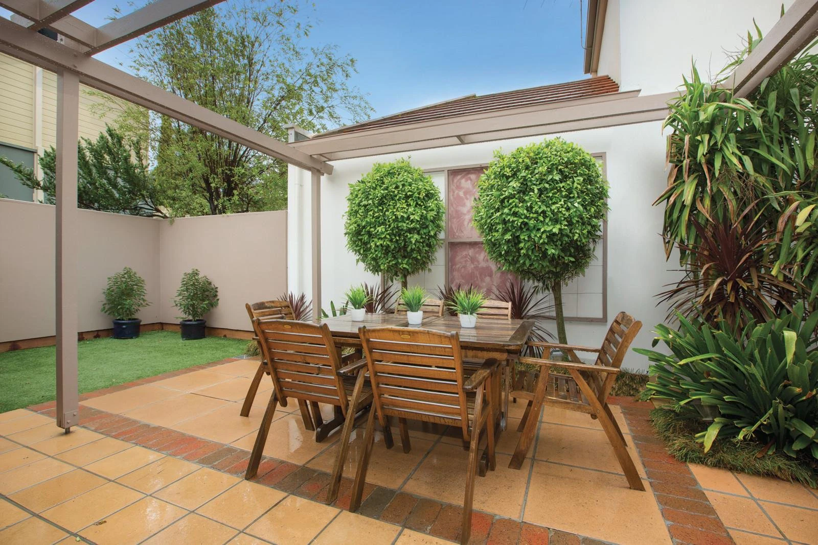 11 Hobsons Bay Parade, Port Melbourne, VIC