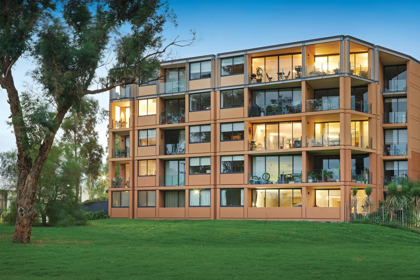 33/8 Wallen Road, Hawthorn, VIC